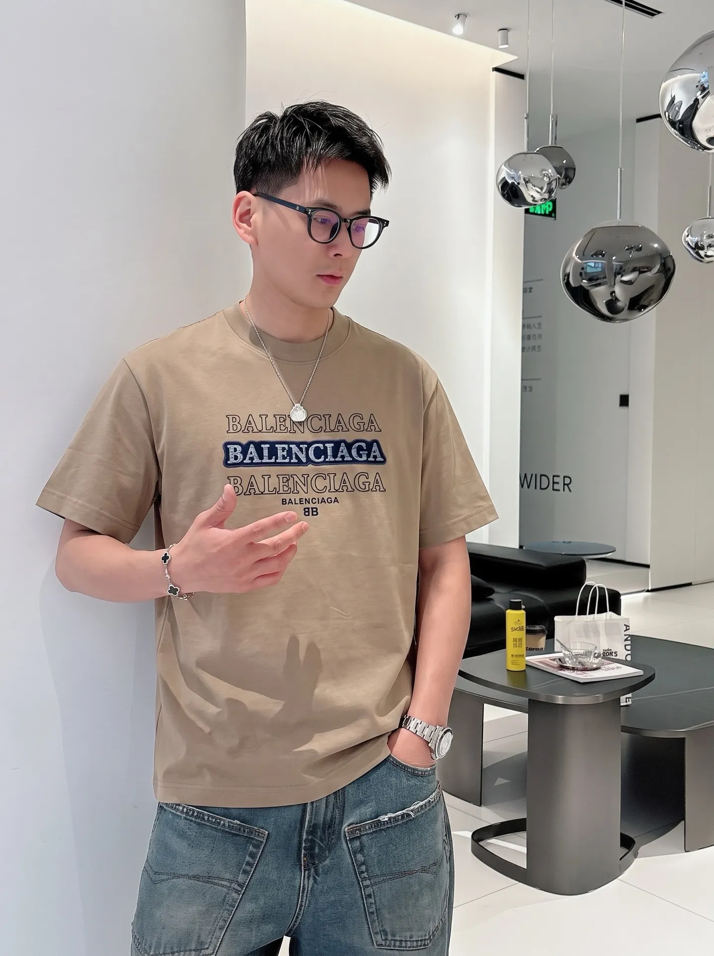 P95～ 《 》 ， ， tee ， Same Style ， : Black White Coffee Brown Size：S（90-130 ） M（125-150 ） L（135-165 ） XL（160-190 ） XXL（185-220 ）